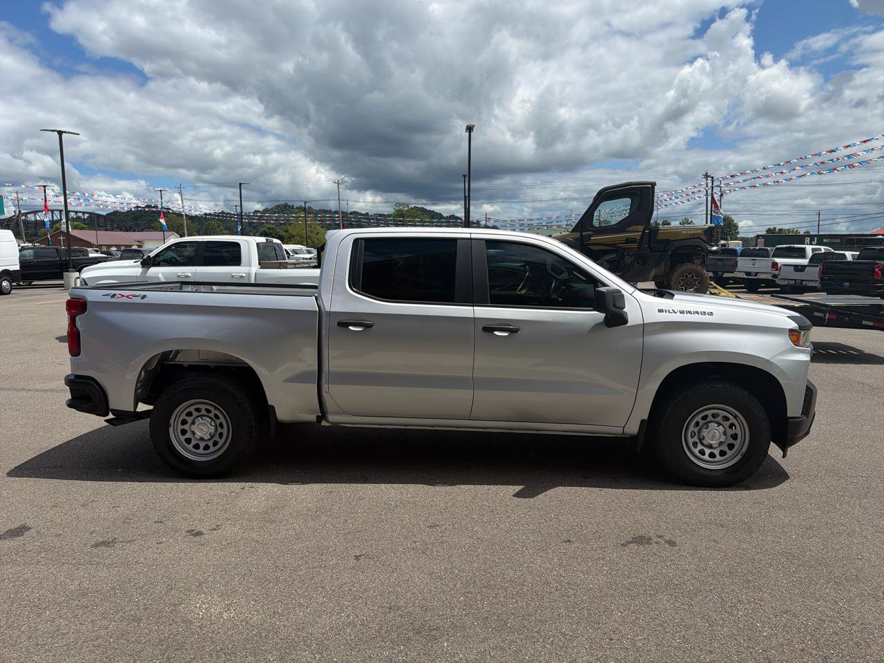 Used 2021 Chevrolet Silverado 1500 W/T w/ WT Convenience Package AWD/4WD image 24