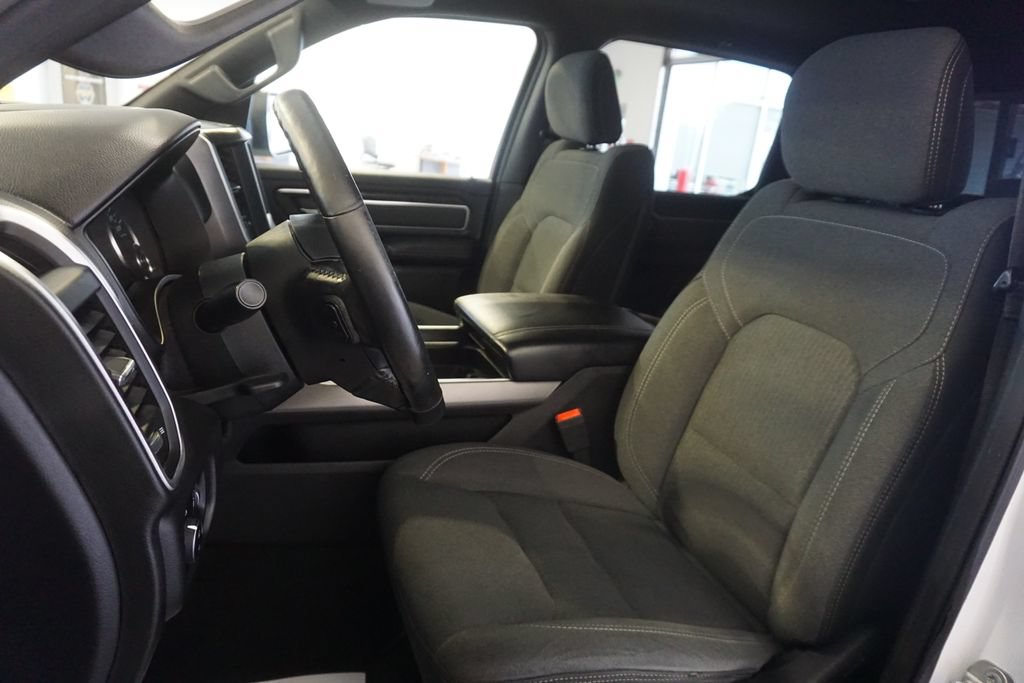 Used 2019 RAM 1500 Big Horn AWD/4WD image 17