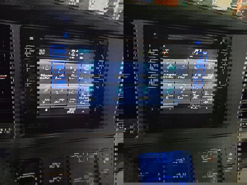 Used 2017 Toyota Sienna XLE w/ XLE Navigation Package image 25