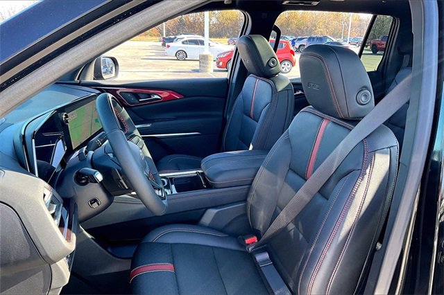 Used 2025 Chevrolet Traverse RS w/ LPO, Floor Liner Package image 21