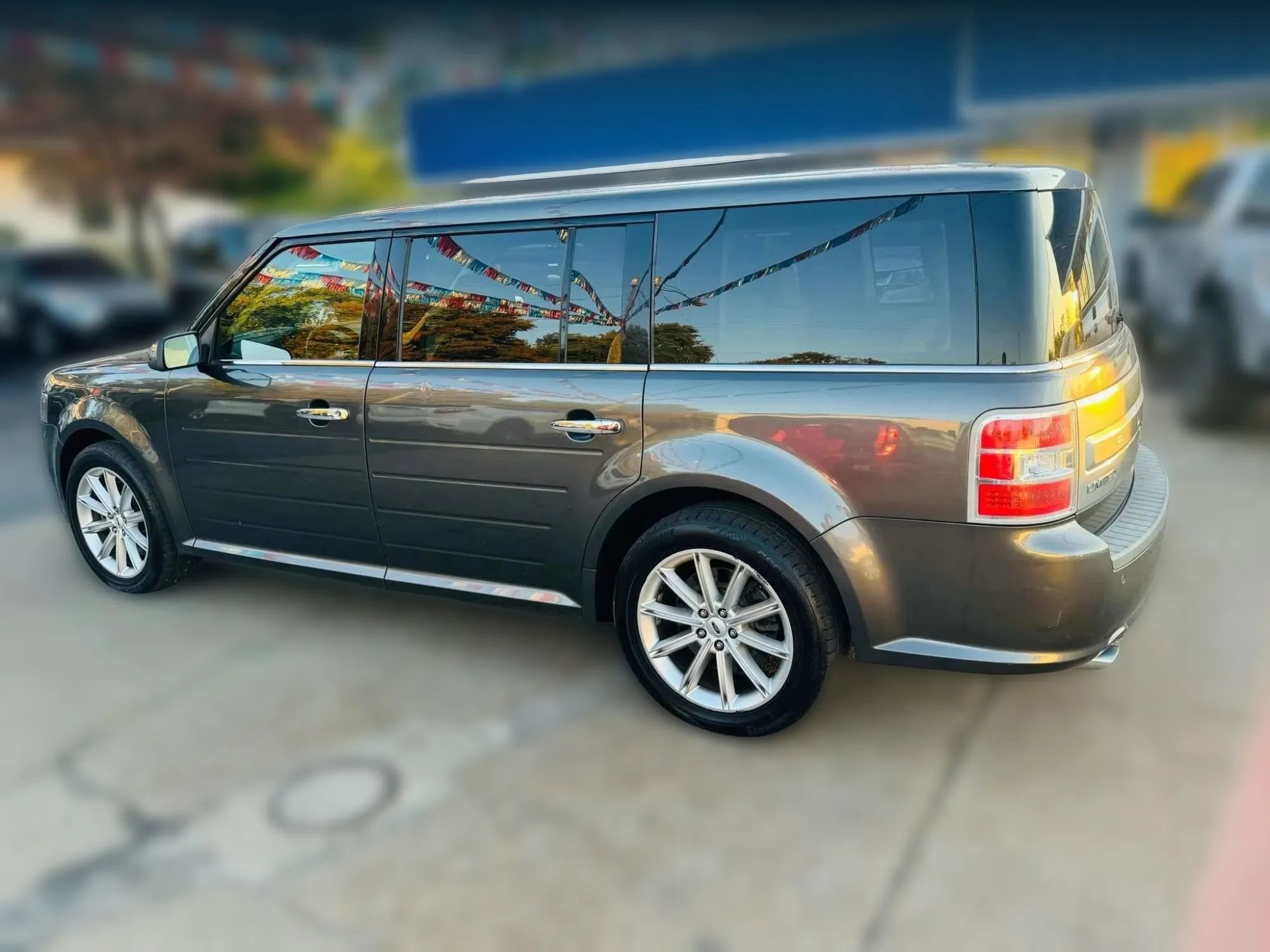 Used 2018 Ford Flex Limited image 5