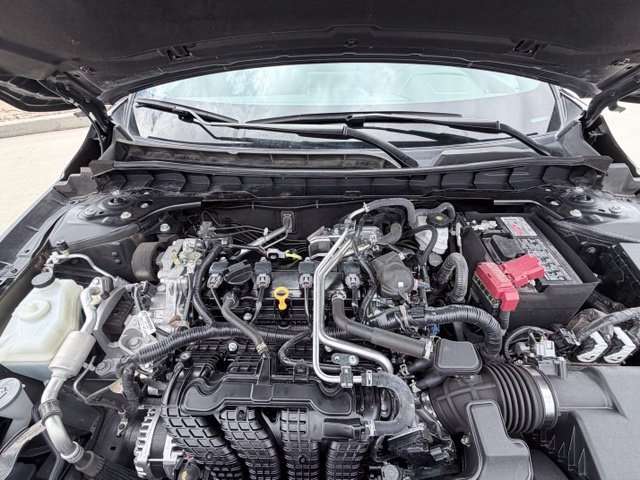 Used 2025 Nissan Altima 2.5 SR FWD image 35