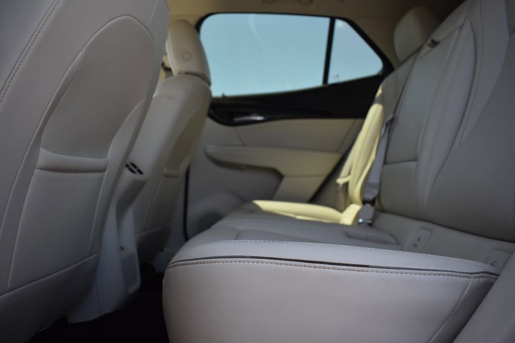 Used 2023 Buick Envision Essence AWD/4WD image 14