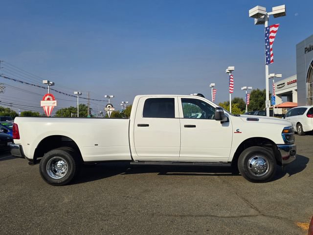 New 2026 RAM 3500 Tradesman AWD/4WD image 7