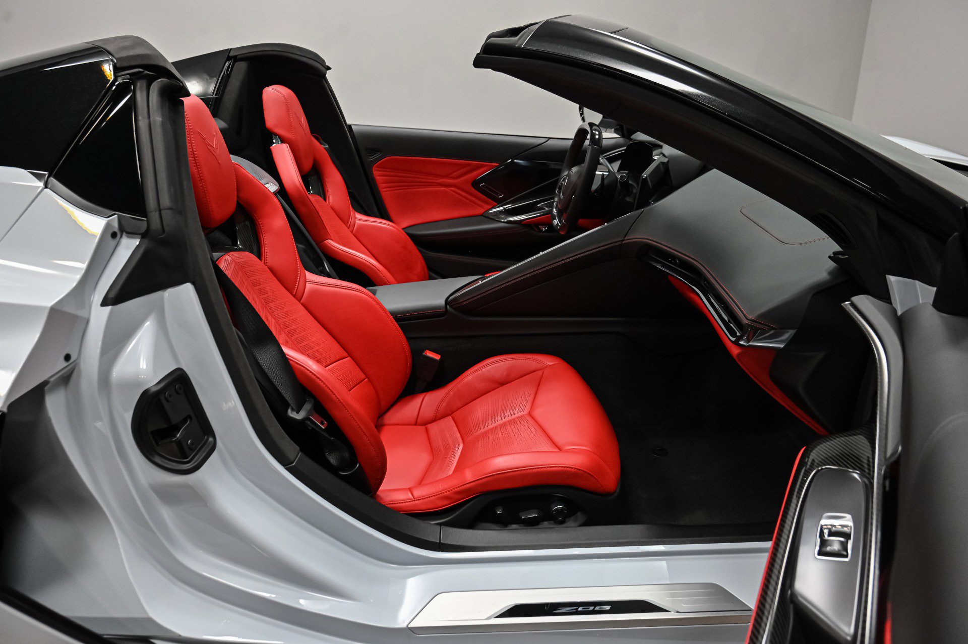 Used 2024 Chevrolet Corvette Z06 w/ Stealth Interior Trim Package image 39