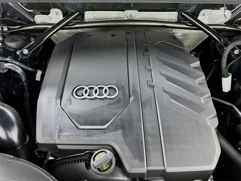 Used 2023 Audi Q5 2.0T Prestige w/ Prestige Package image 31