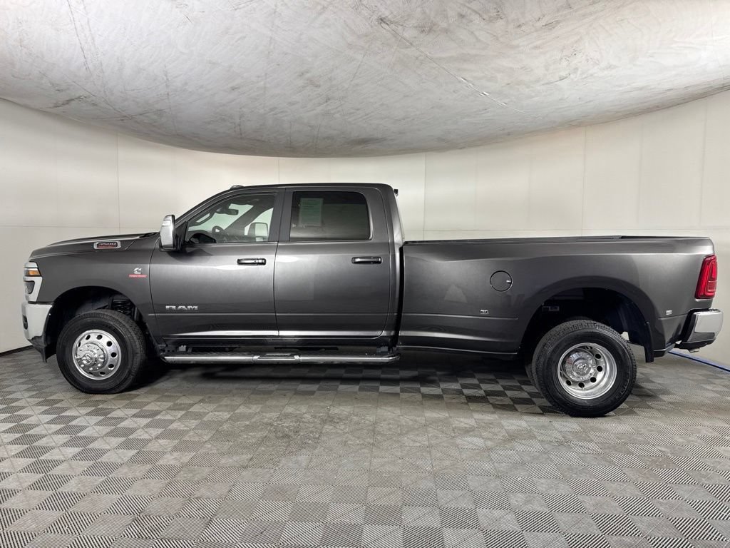 Certified 2025 RAM 3500 Laramie AWD/4WD image 9