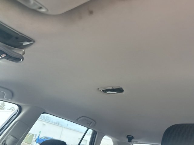 Used 2012 Subaru Outback 2.5i w/ Alloy Wheel Pkg image 9