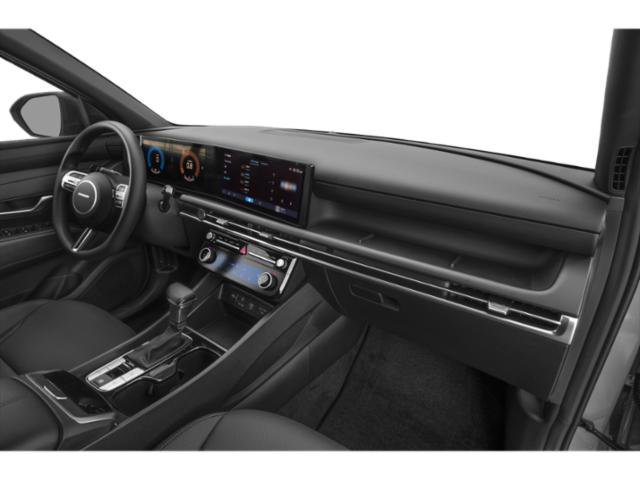 Certified 2025 Hyundai Santa Cruz SEL image 17