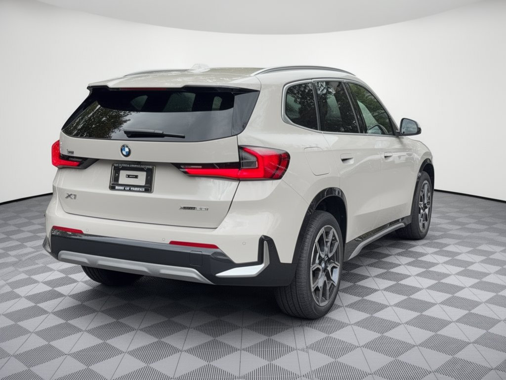New 2026 BMW X1 xDrive28i w/ Technology Package AWD/4WD image 9