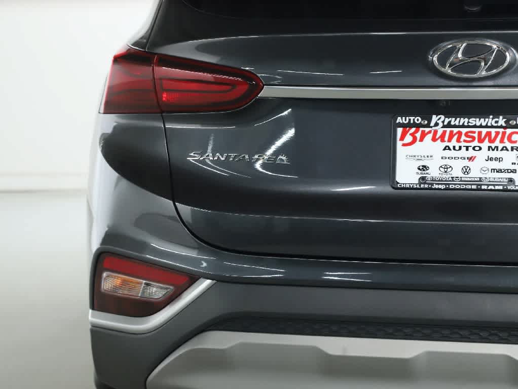 Used 2020 Hyundai Santa Fe SE FWD image 43