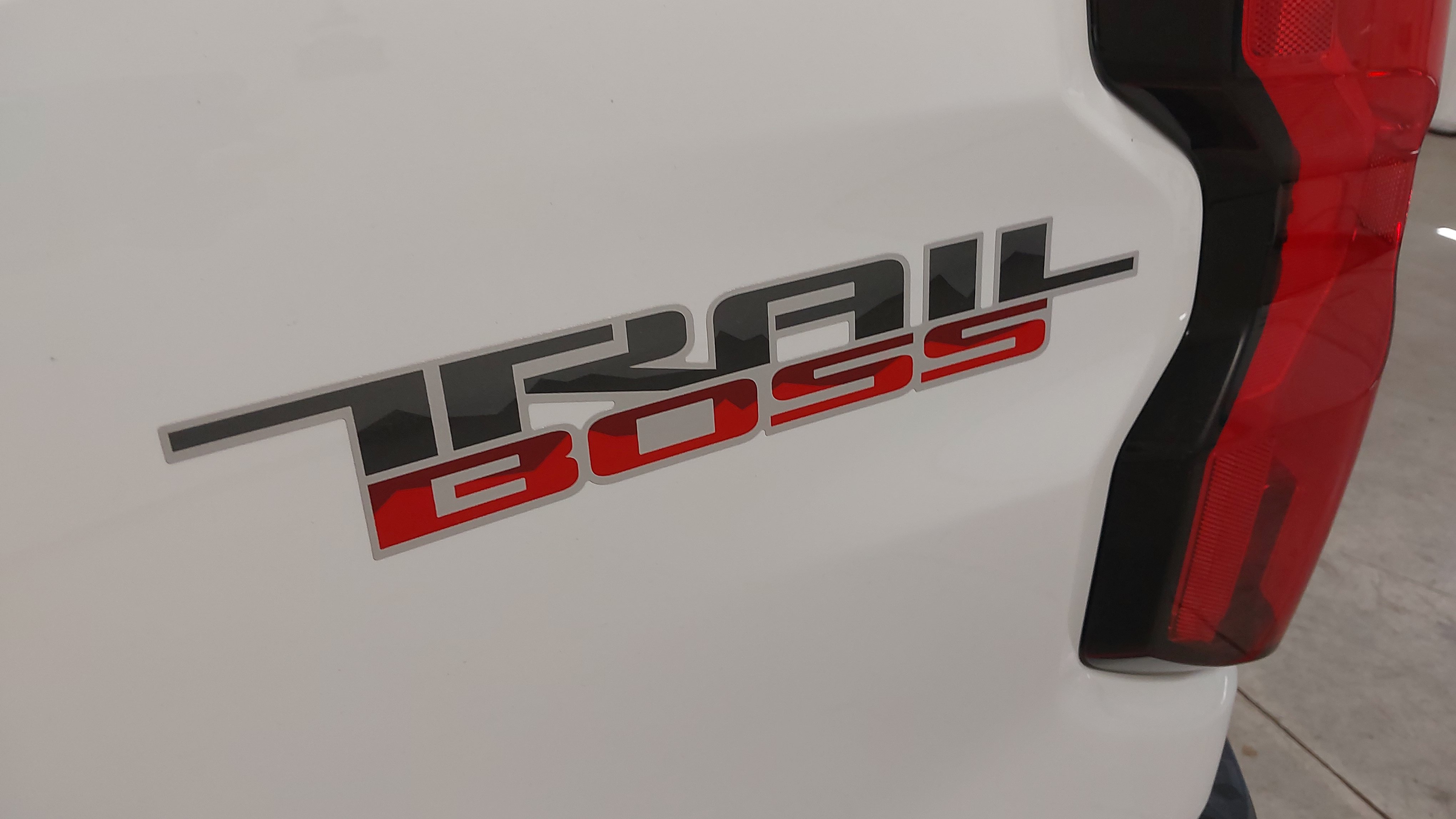 Used 2024 Chevrolet Colorado Trail Boss w/ Advanced Trailering Package AWD/4WD image 32