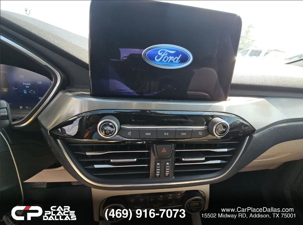 Used 2021 Ford Escape Titanium AWD/4WD image 7