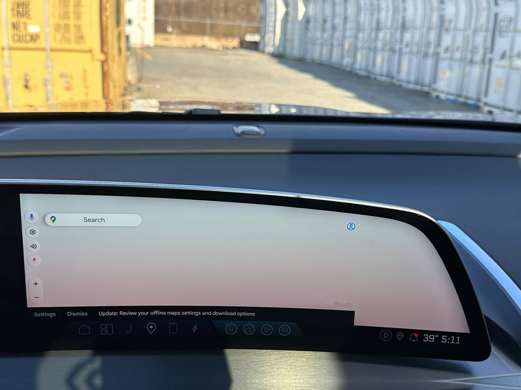 Used 2026 Cadillac Vistiq Sport w/ LPO, Floor Liner Package image 16