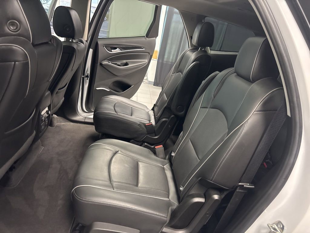 Used 2019 Buick Enclave Avenir w/ Avenir Technology Package FWD image 33