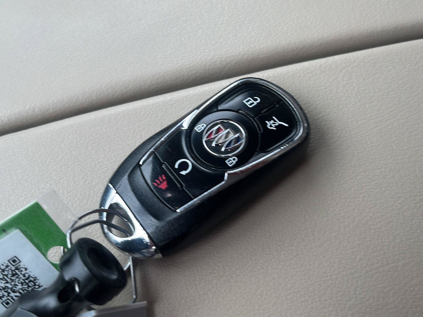 Certified 2020 Buick Envision Essence w/ Experience Buick Package AWD/4WD image 18