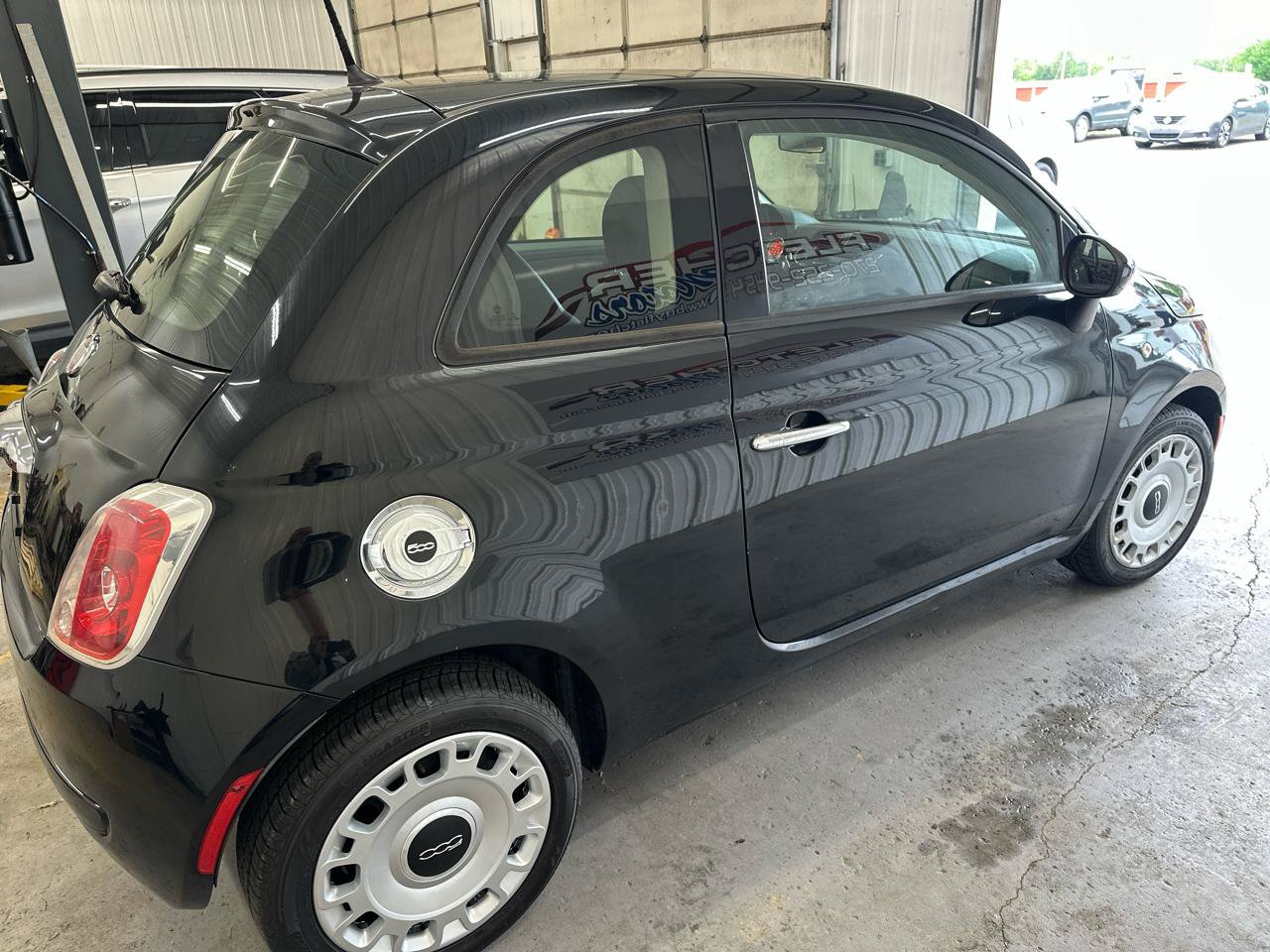 Used 2015 FIAT 500 Pop FWD image 5