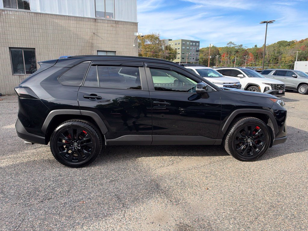 Used 2019 Toyota RAV4 XLE Premium w/ Cold Weather Package AWD/4WD image 7