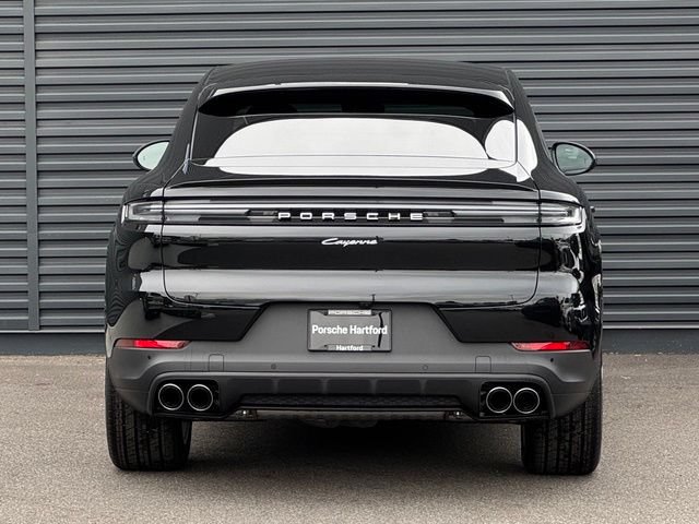 New 2026 Porsche Cayenne Coupe AWD/4WD image 6