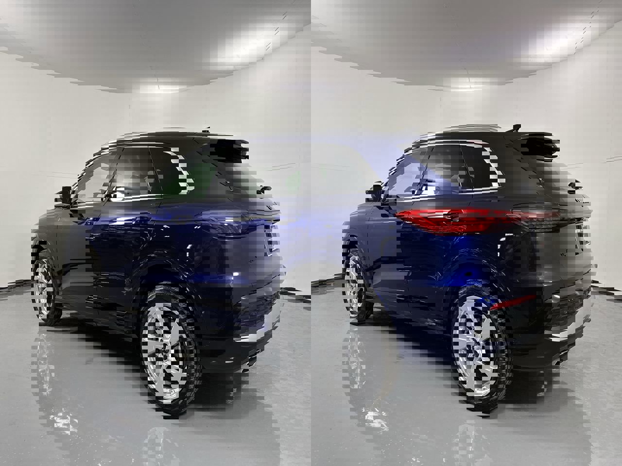 Used 2025 Audi Q5 Premium Plus w/ Premium Plus image 33