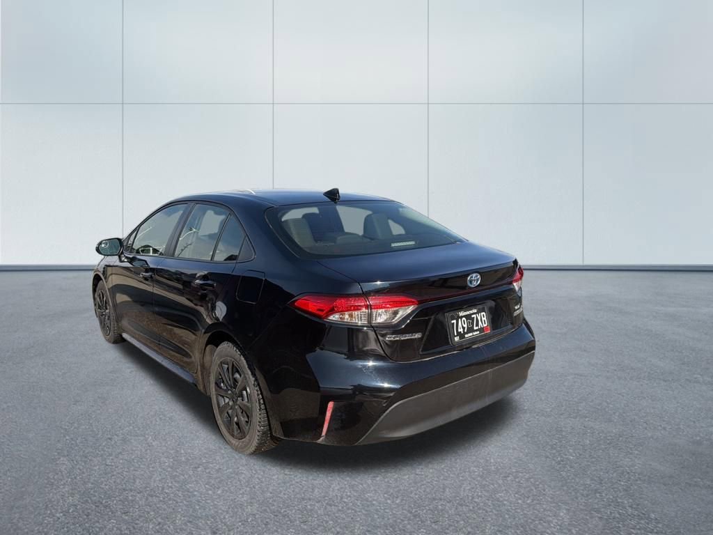 Used 2024 Toyota Corolla LE image 6