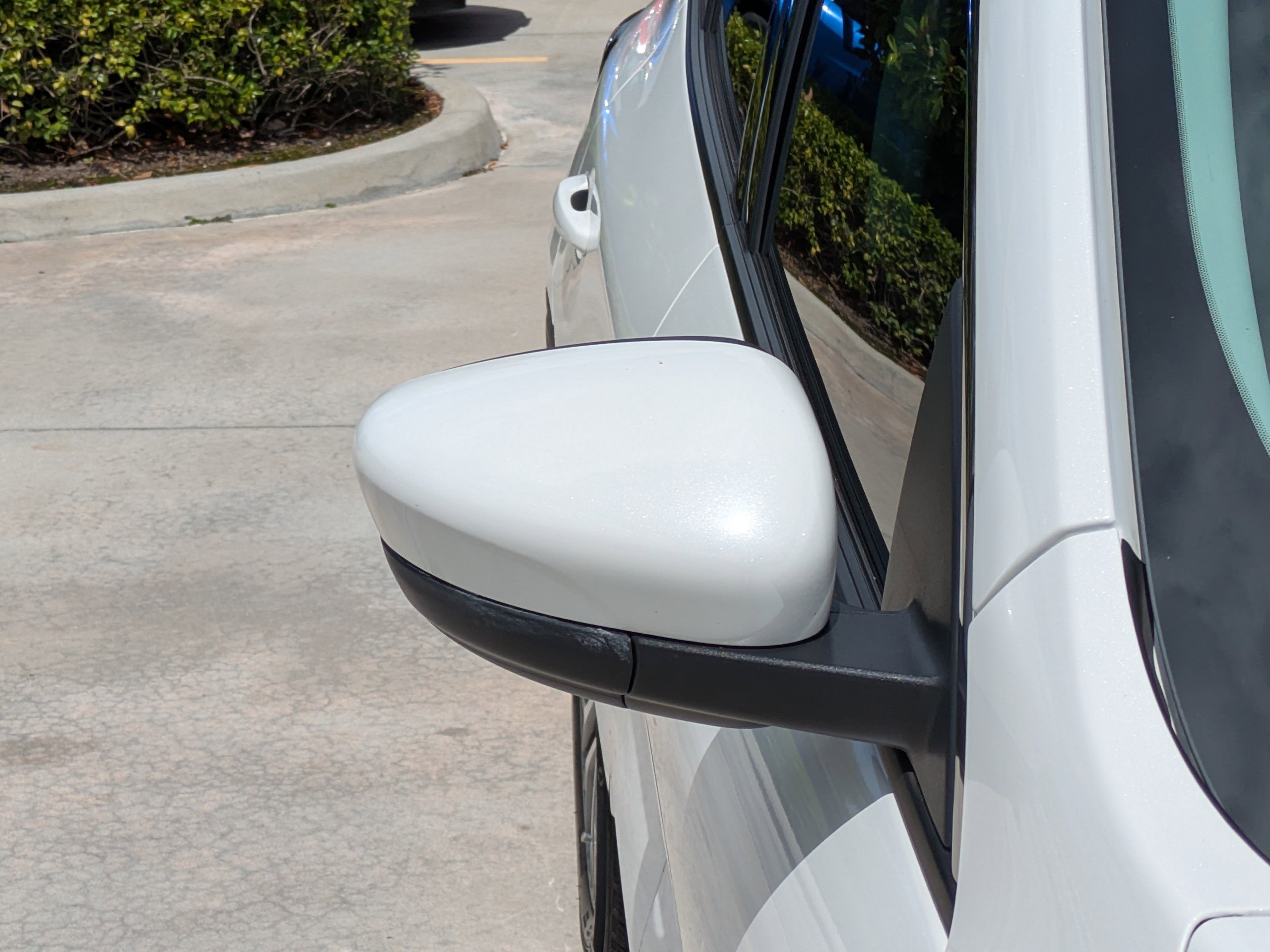 Used 2022 Ford Escape SEL w/ Technology Package FWD image 8