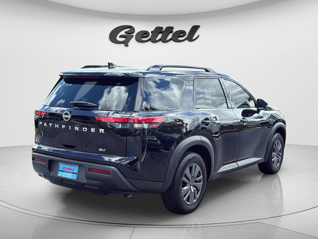 Used 2024 Nissan Pathfinder SV FWD image 5
