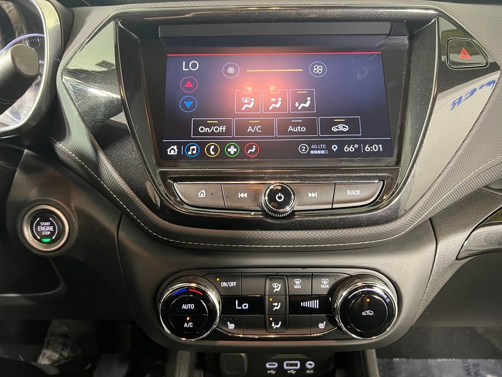 Used 2021 Chevrolet TrailBlazer ACTIV w/ Technology Package AWD/4WD image 25