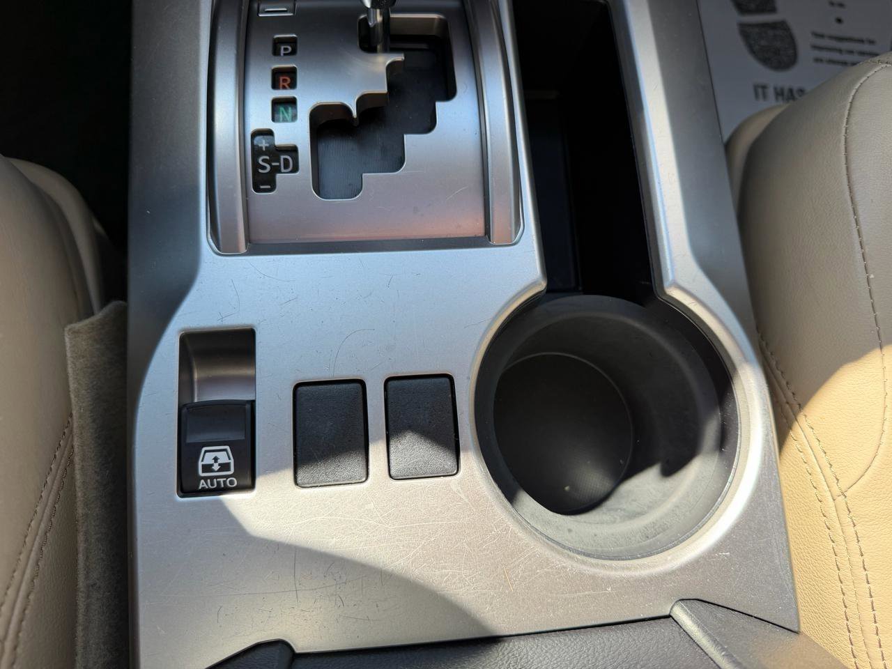 Used 2015 Toyota 4Runner Limited image 43