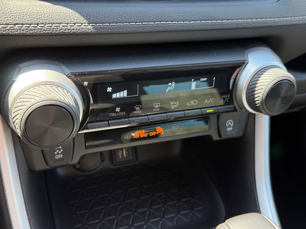 Certified 2024 Toyota RAV4 LE AWD/4WD image 36