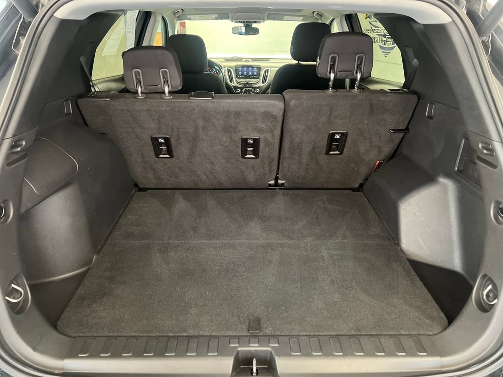 Used 2019 Chevrolet Equinox LT w/ Sun & Navigation Package AWD/4WD image 44