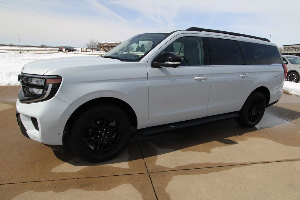 Used 2025 Ford Expedition Max Active image 20