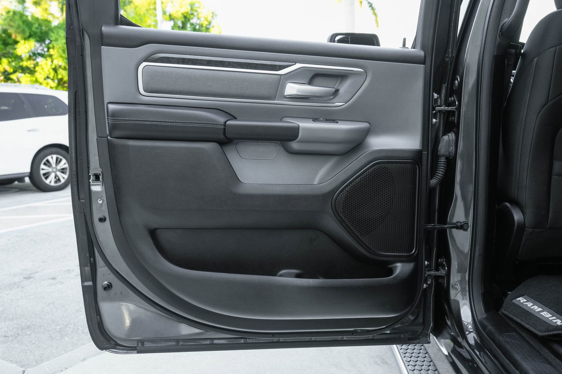 Used 2022 RAM 1500 Big Horn image 30