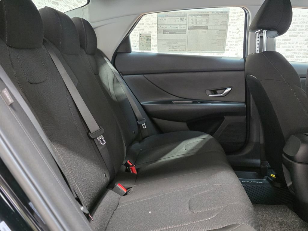 New 2026 Hyundai Elantra SE image 10