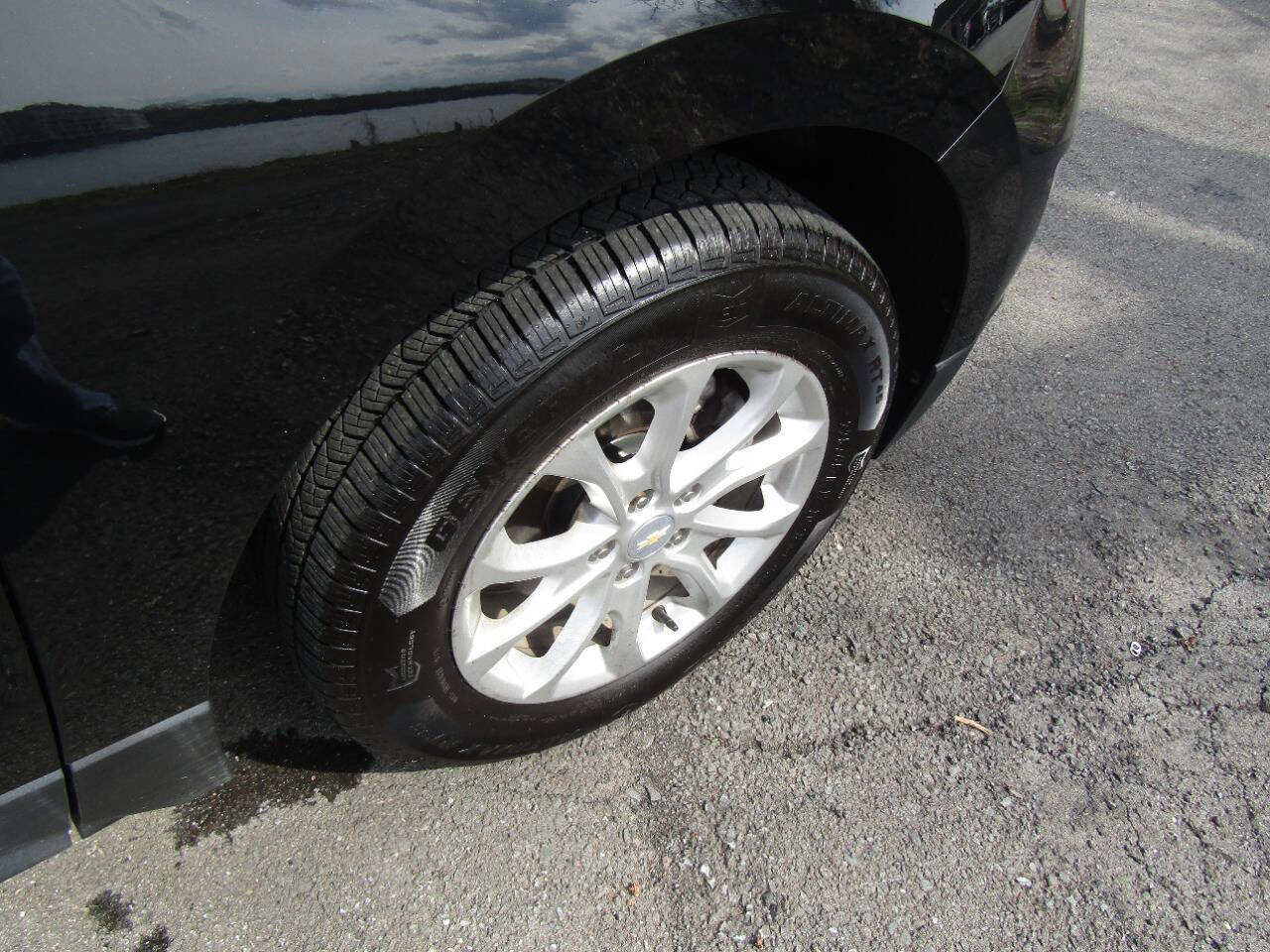 Used 2021 Chevrolet Equinox LS AWD/4WD image 33