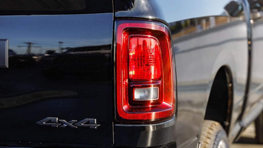 New 2026 RAM 2500 Big Horn AWD/4WD image 10
