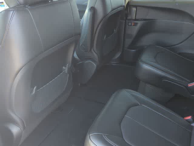 New 2026 Chrysler Voyager LX FWD image 18