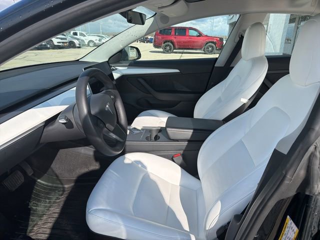 Used 2022 Tesla Model 3 Long Range image 12