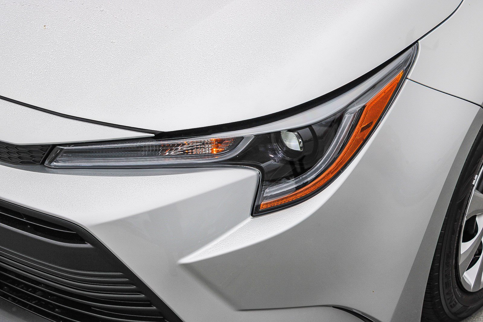 New 2027 Toyota Corolla LE FWD image 5