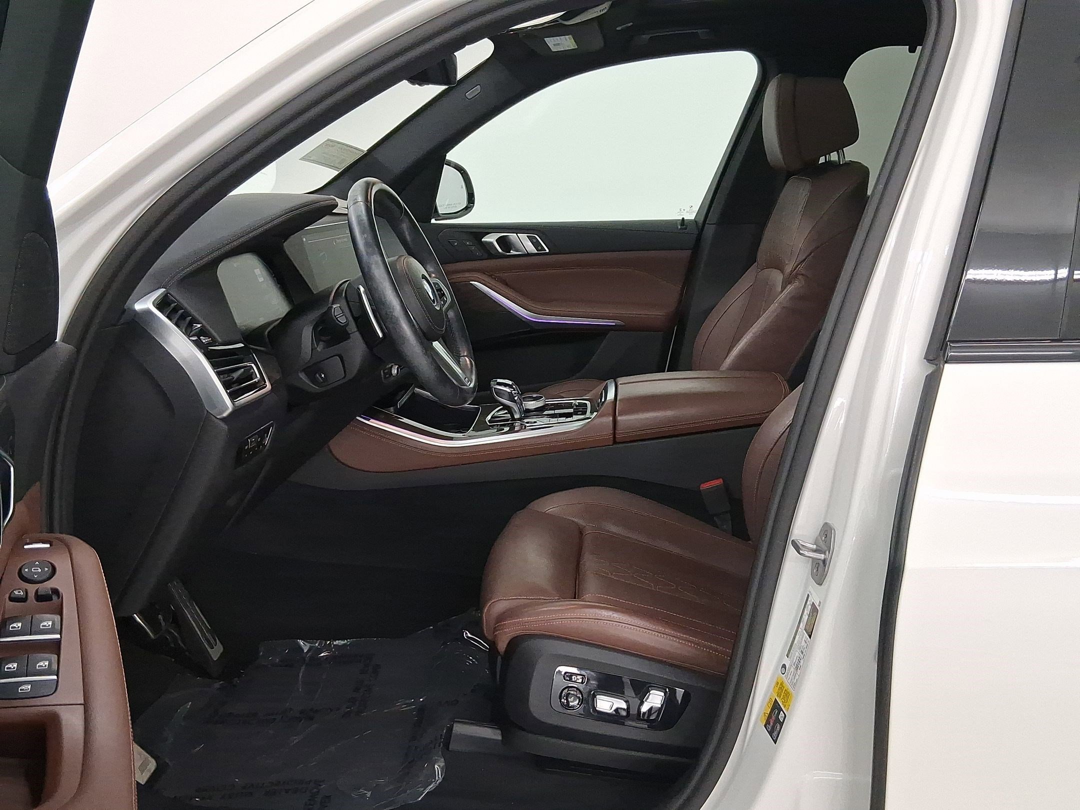 Used 2023 BMW X5 xDrive45e w/ Executive Package image 5