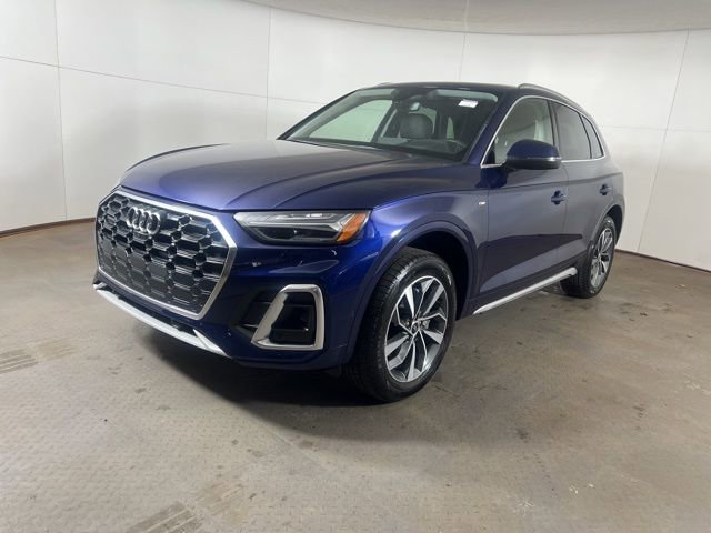 Certified 2023 Audi Q5 2.0T Prestige w/ Prestige Package AWD/4WD image 3