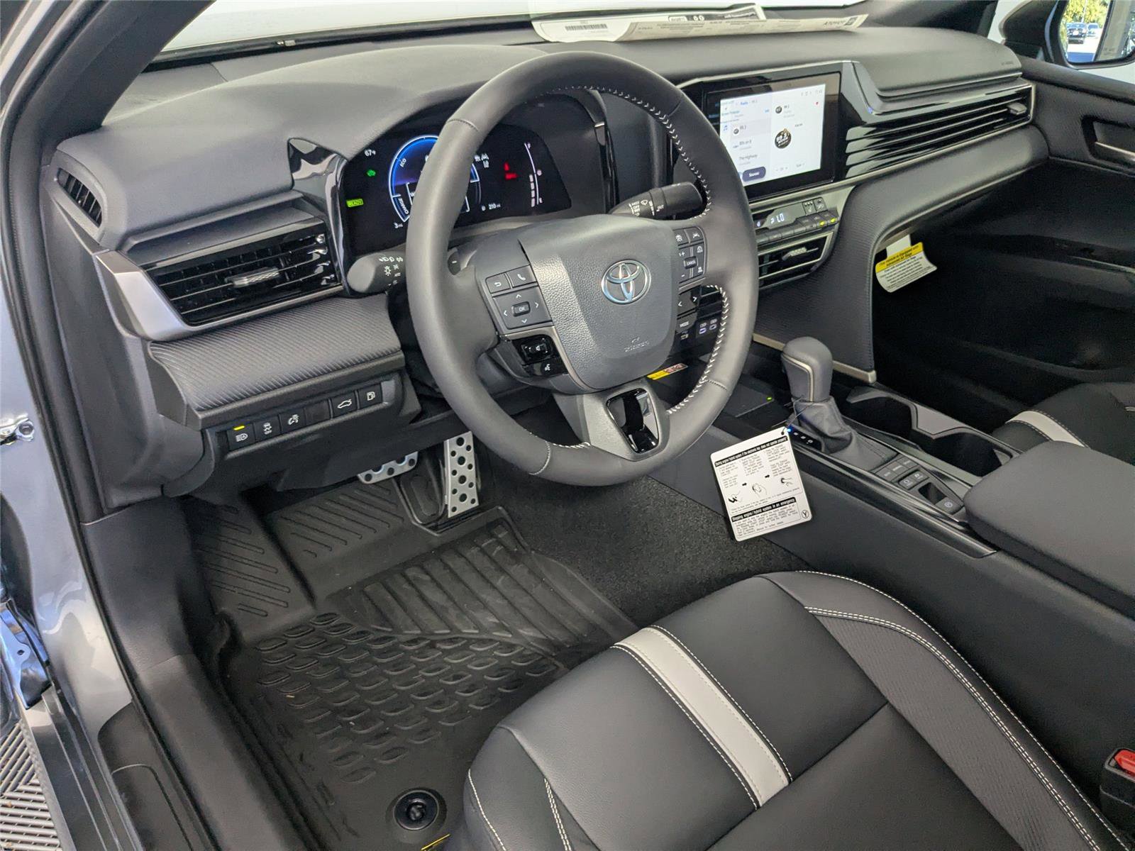New 2026 Toyota Camry SE image 11