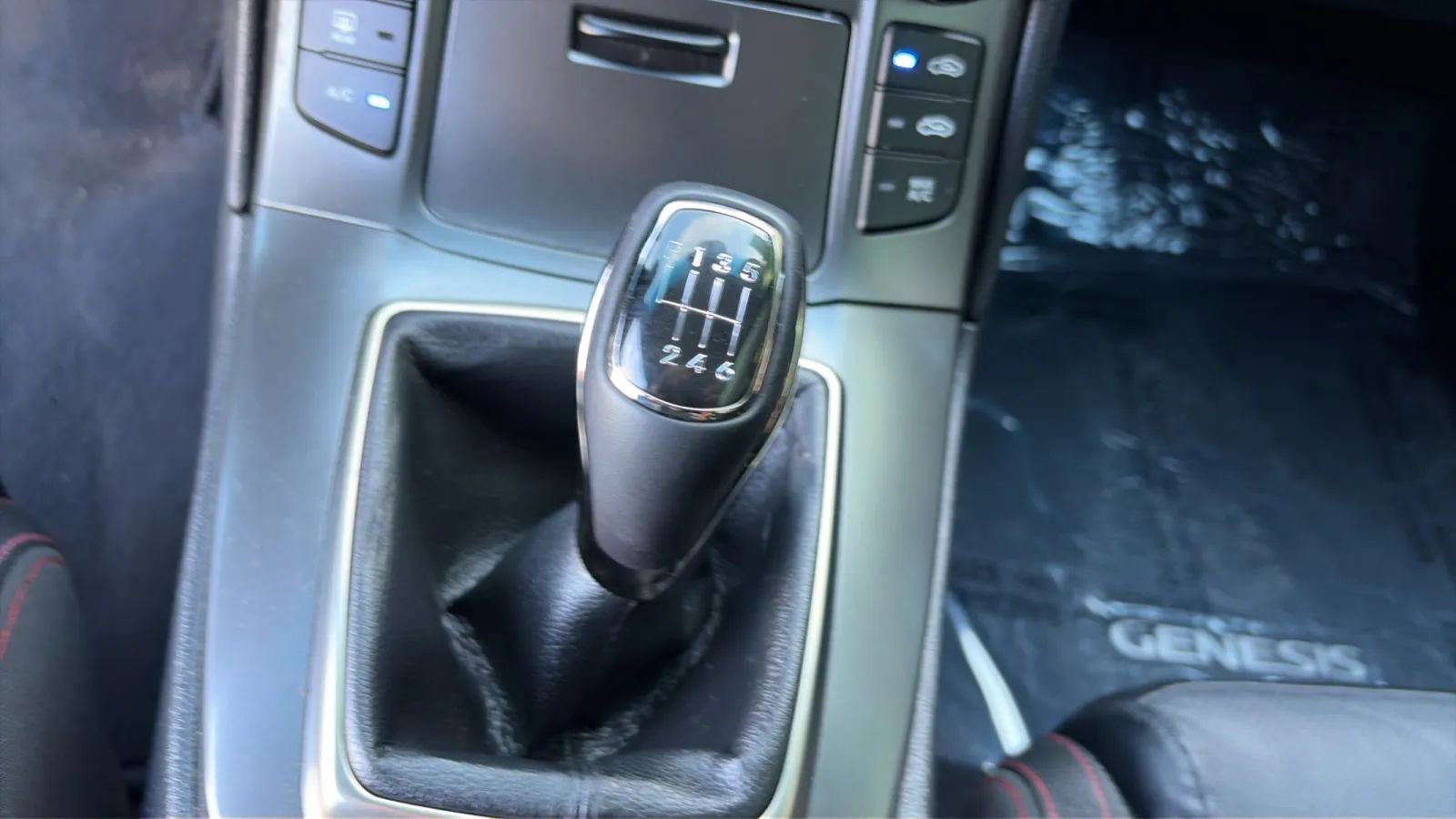 Used 2014 Hyundai Genesis 2.0T RWD image 15