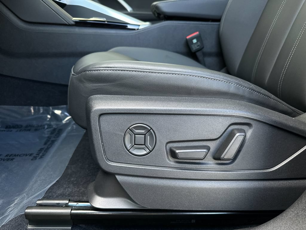 Certified 2025 Audi Q5 Premium w/ Convenience Package AWD/4WD image 16