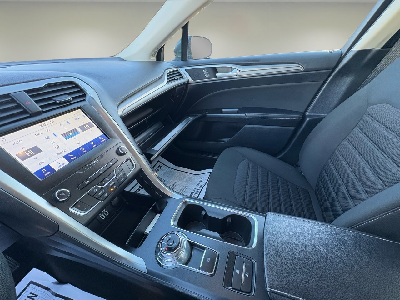 Used 2020 Ford Fusion SE image 17