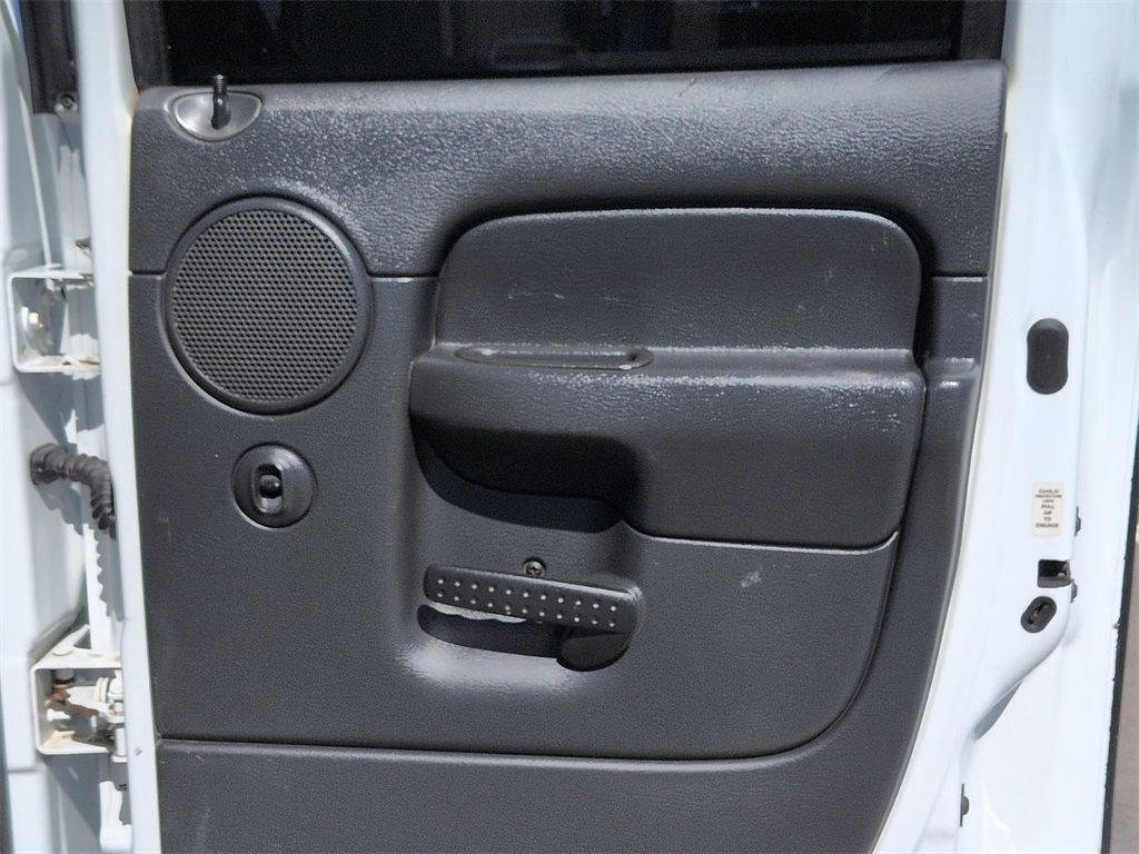 Used 2003 Dodge Ram 1500 Truck SLT image 12