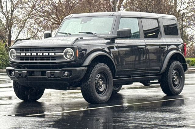 Used 2023 Ford Bronco Black Diamond image 10