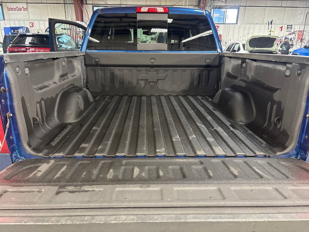 Used 2017 Chevrolet Silverado 1500 High Country AWD/4WD image 28