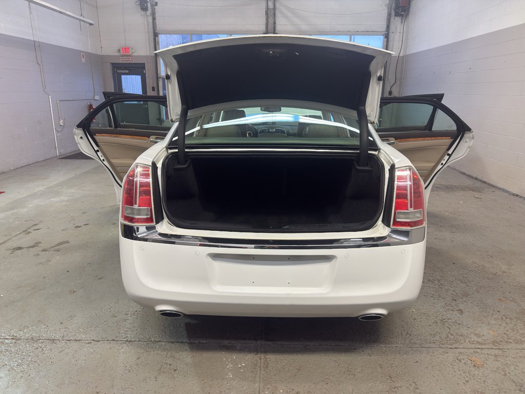 Used 2013 Chrysler 300 C w/ Harman Kardon Audio Group image 11
