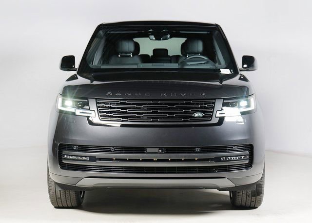 New 2026 Land Rover Range Rover SE image 8